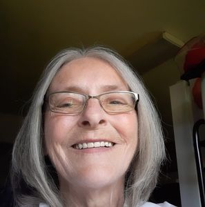 Meet your Posher, Edna